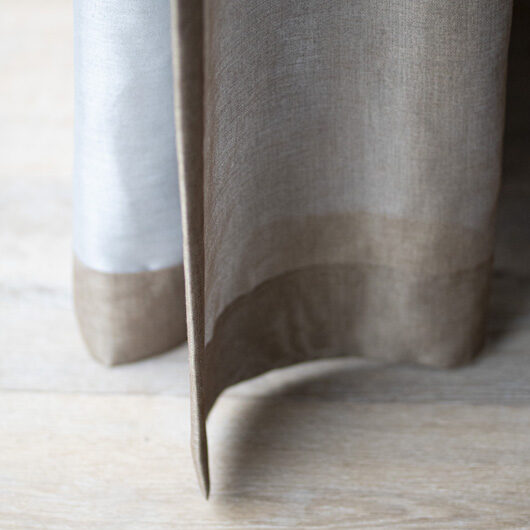 Energiebesparend: Zonwerende gordijnen met metallic coating tegen warmte en kou